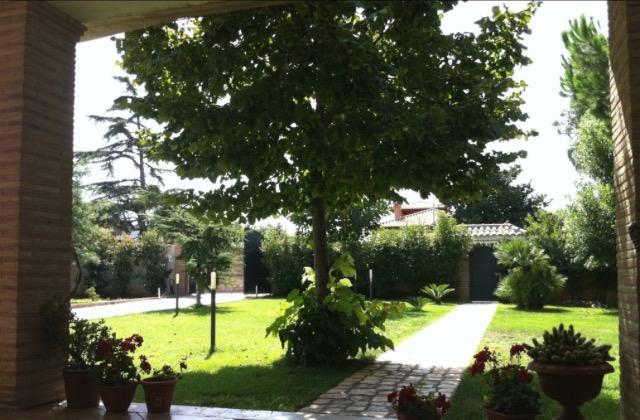 Hotel Colle La Guardia à Sabaudia Extérieur photo